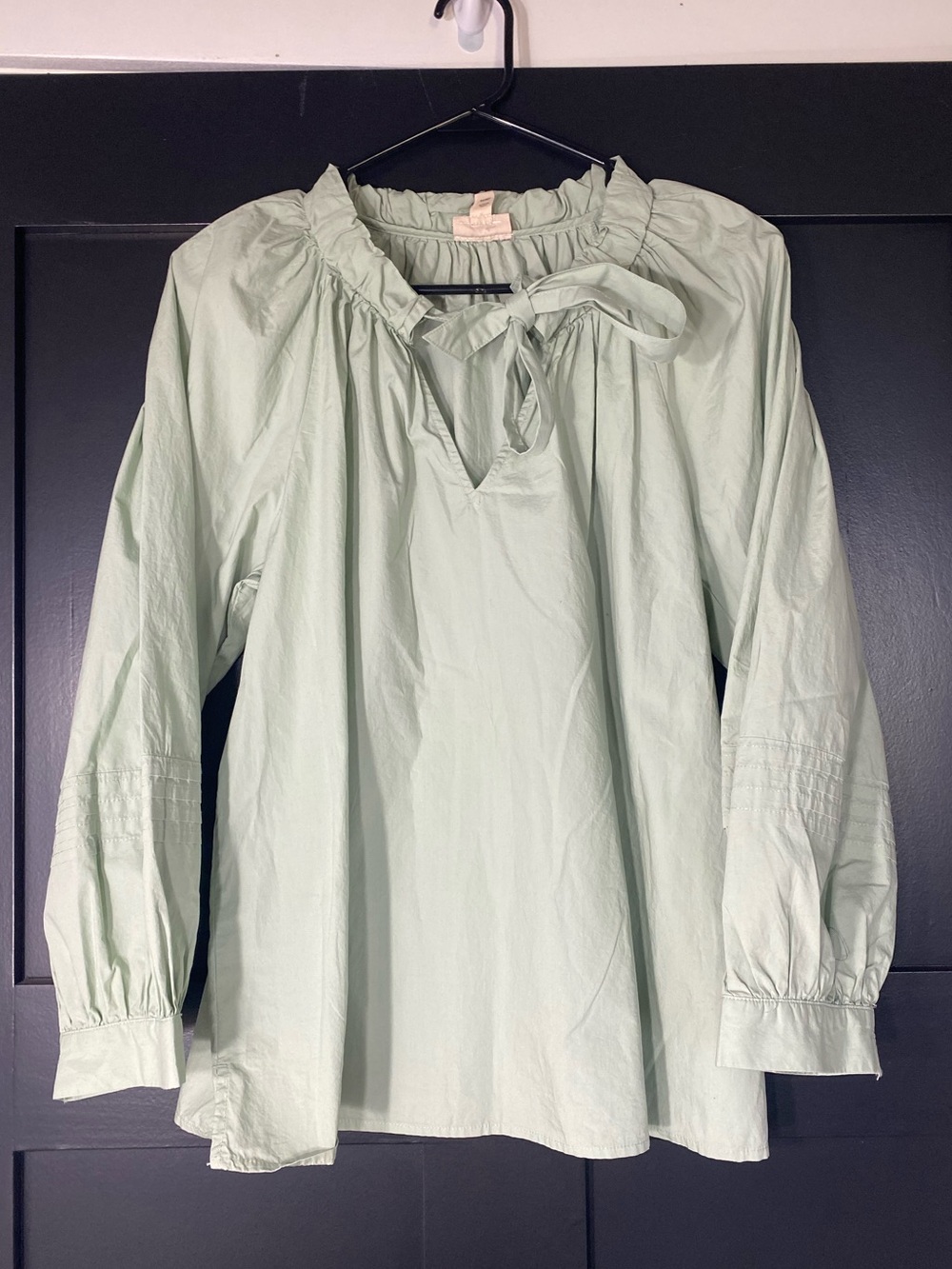 4/$16 a.n.a. Top
